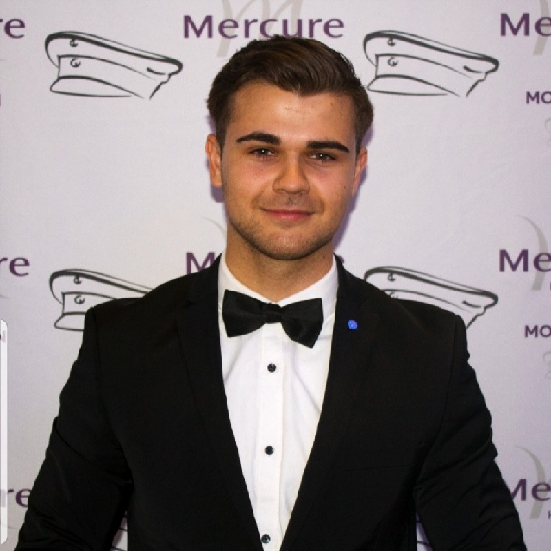 Jonas Holfert